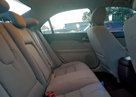 2012 Ford Fusion Se из США, поврежденный, VIN 3FAHP0HA7CR324682